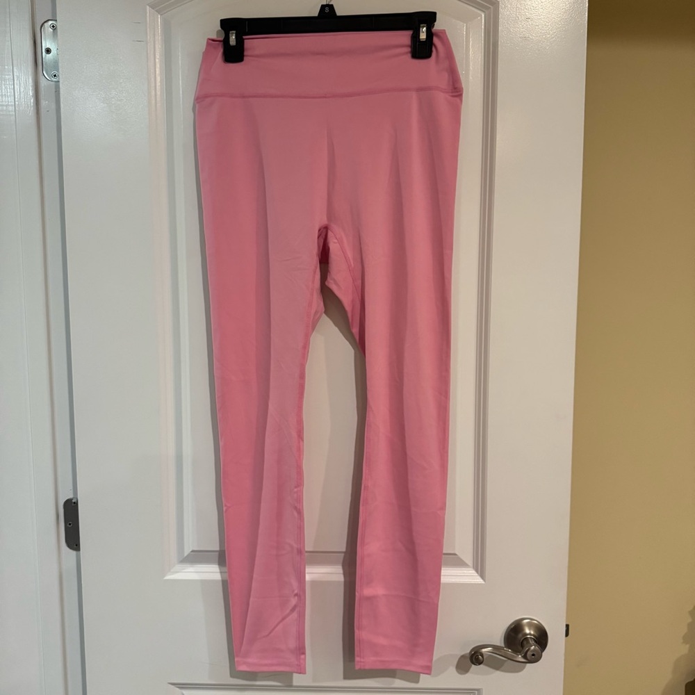 437 Soft Pink Women's Leggings